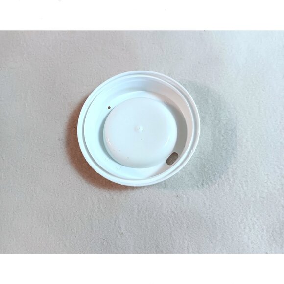 Lot of 5 Starbucks tumblers 16 oz. plastic w/ 1 lid - Easter, mermaid, other - Picture 9 of 9